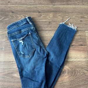 Hollister Mid-Rise Super Skinny Jeans